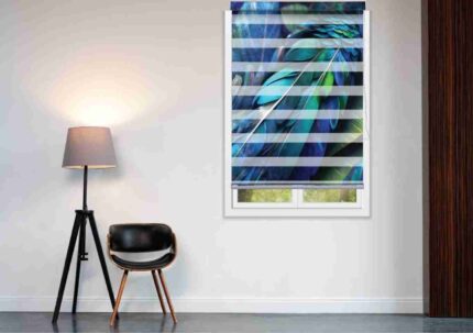 Royal Feather Elegance Blind